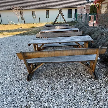 アパート Csikos Gyenesdiás