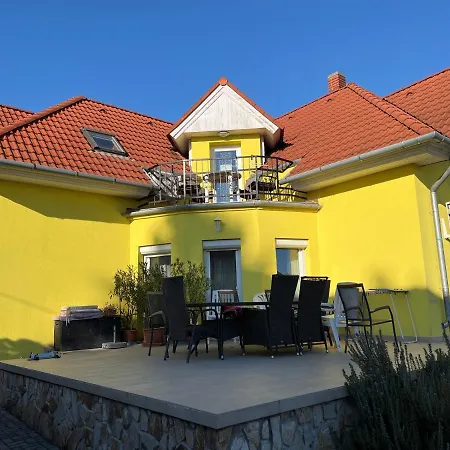 アパート Csikos *