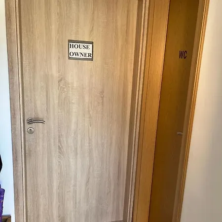 شقة Csikos