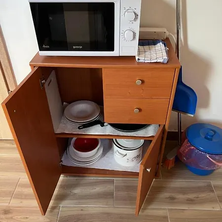 Csikos Apartment *